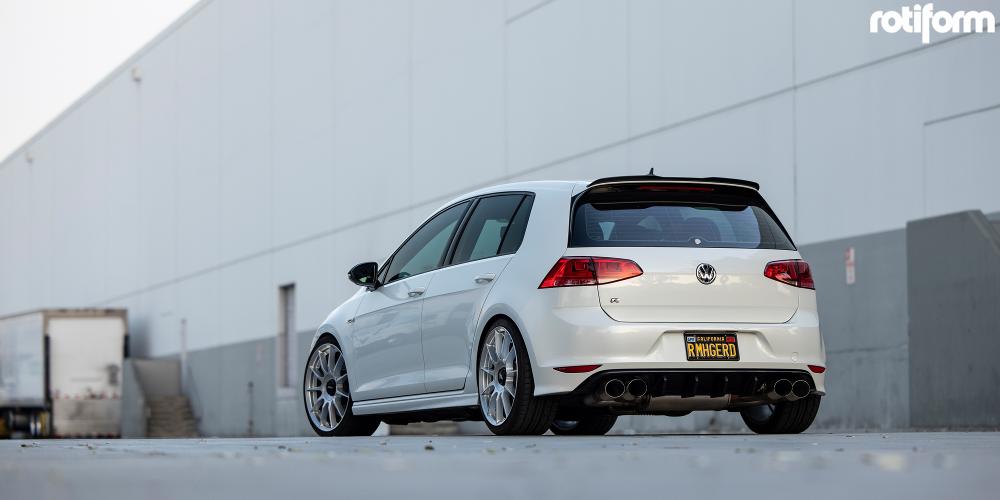 Volkswagen Golf R